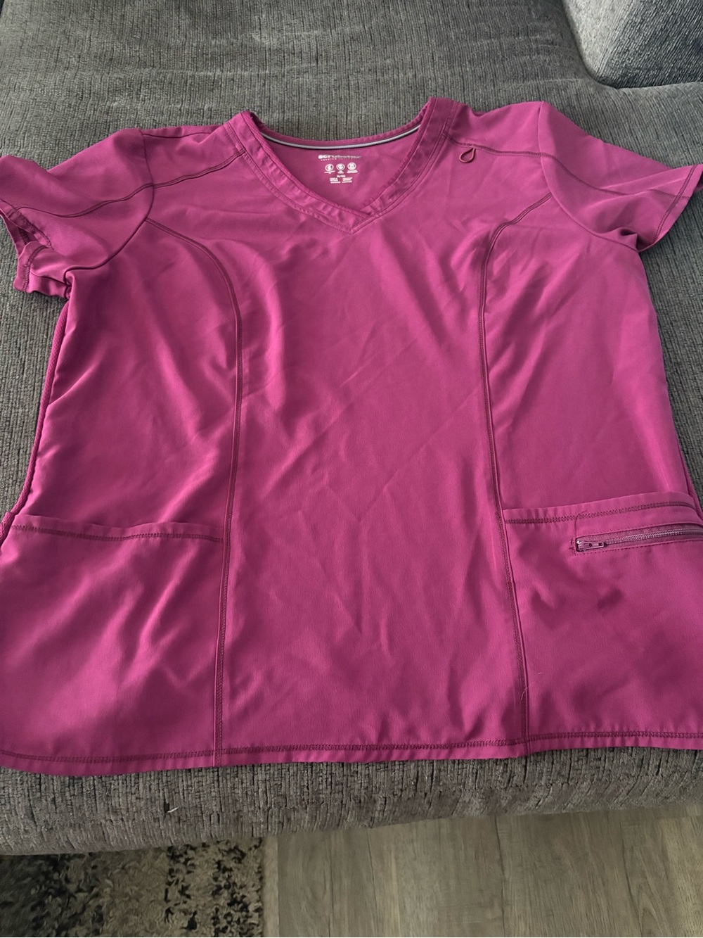 Scrubstar Deep Magenta V-Neck Medical Scrub Top NWOT